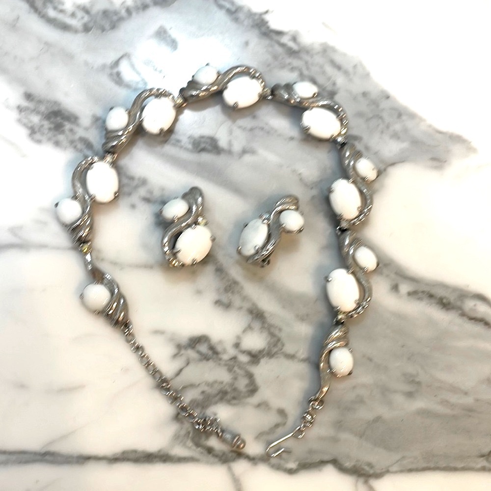 Silver plated vintage set white domastone &crystal collar necklace w/ clips $115